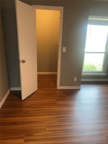 15010 E 35th Place, Tulsa, OK 74134