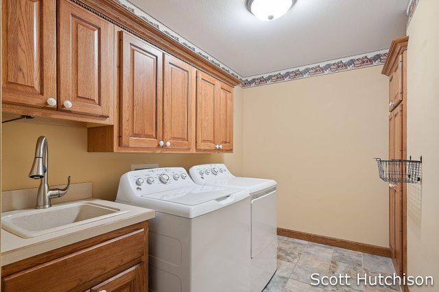 7054 Green Timber Court, Eureka Twp, MI 48838