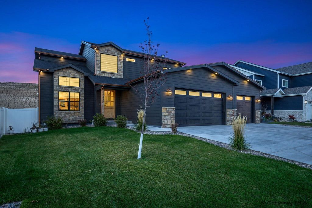 5704 CARMEL DR, Cheyenne, WY 82009