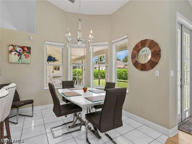 2031 Teagarden LN, Naples, FL 34110