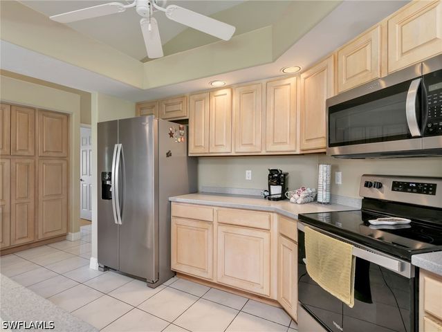 2031 Teagarden LN, Naples, FL 34110