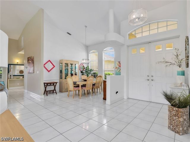 2031 Teagarden LN, Naples, FL 34110