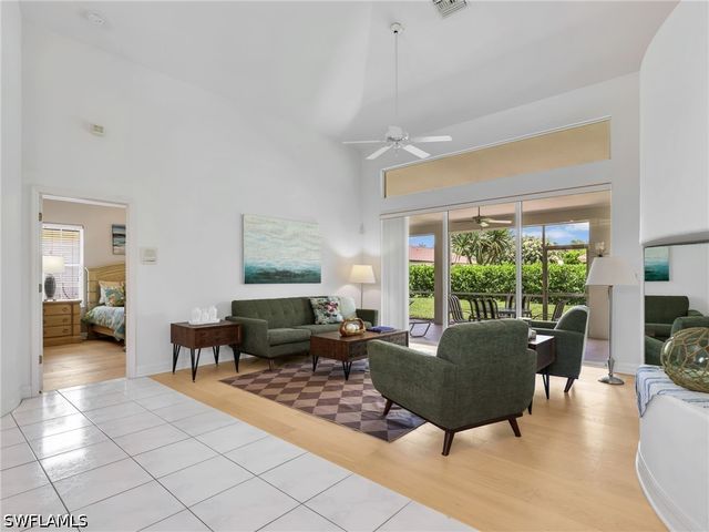 2031 Teagarden LN, Naples, FL 34110