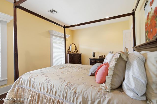 1409 Ladnier Road, Gautier, MS 39553