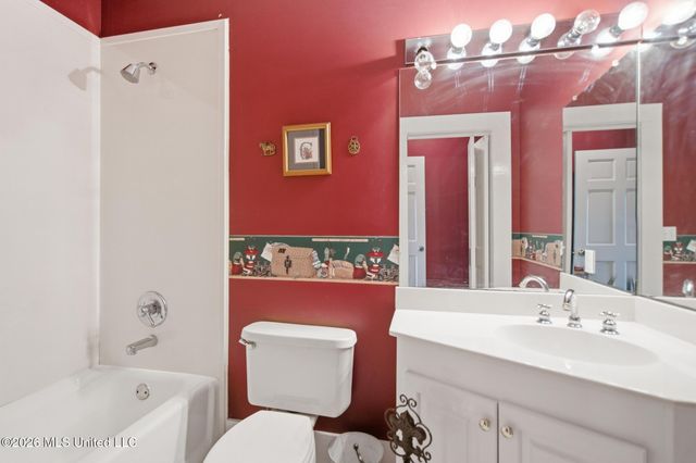 1409 Ladnier Road, Gautier, MS 39553