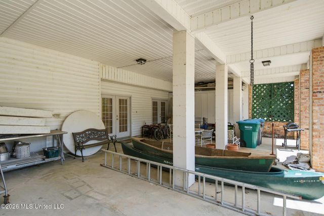 1409 Ladnier Road, Gautier, MS 39553