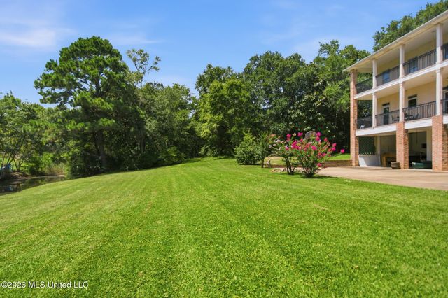 1409 Ladnier Road, Gautier, MS 39553