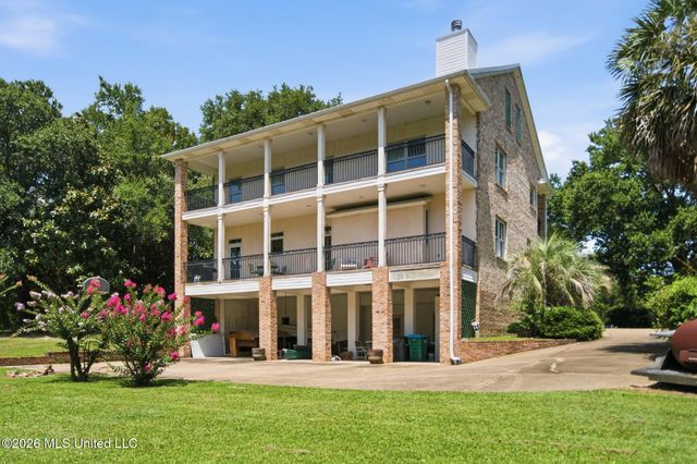 1409 Ladnier Road, Gautier, MS 39553