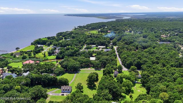 1409 Ladnier Road, Gautier, MS 39553
