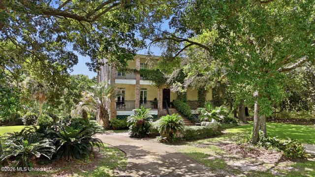 1409 Ladnier Road, Gautier, MS 39553