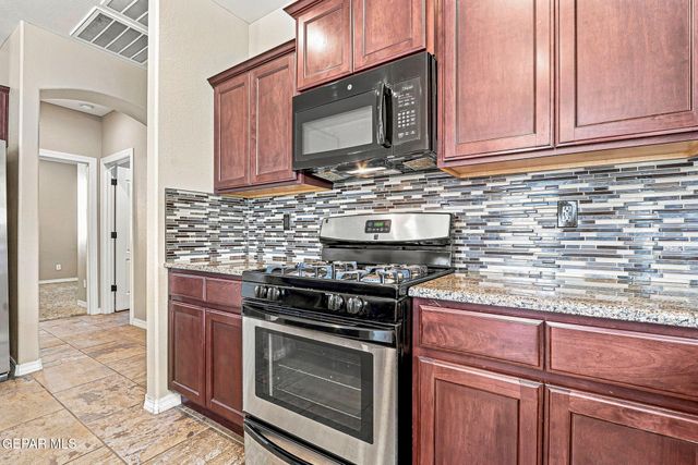 7148 DUST STORM Lane, El Paso, TX 79934
