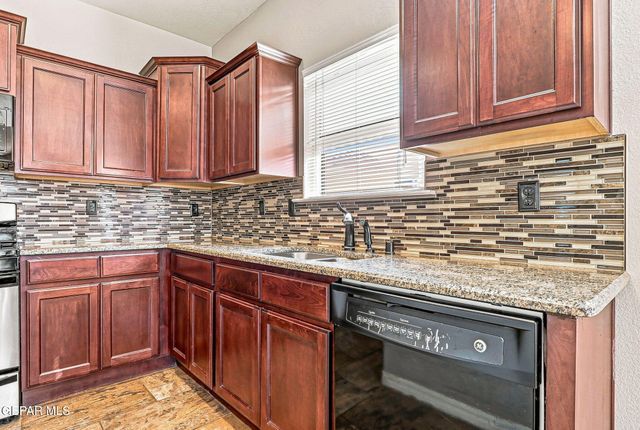 7148 DUST STORM Lane, El Paso, TX 79934