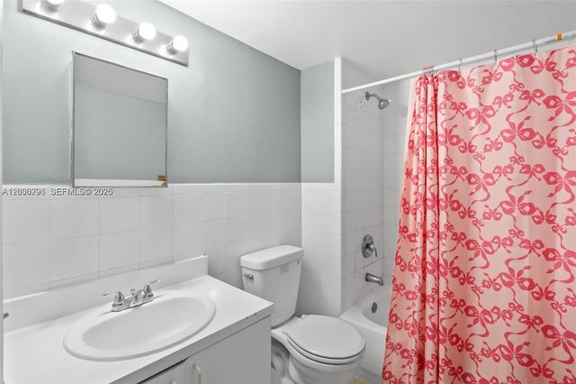 104 SW 9th Street 305, Miami, FL 33130