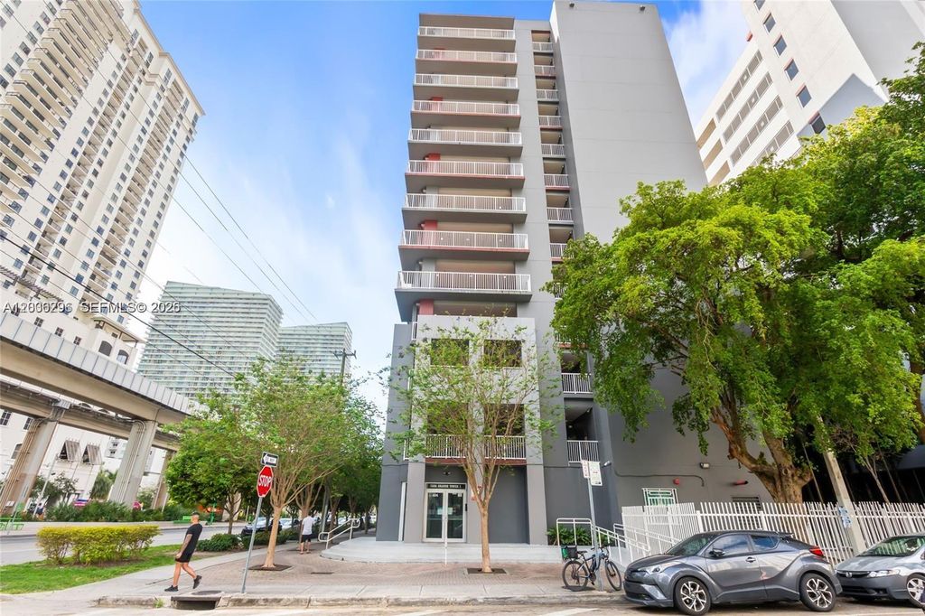 104 SW 9th Street 305, Miami, FL 33130