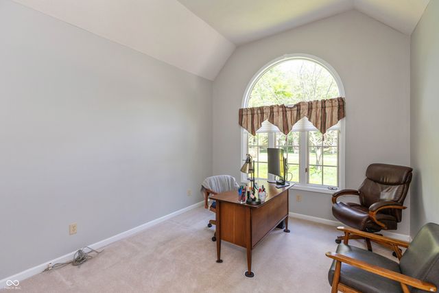 5600 N Red Oak Drive, Greenfield, IN 46140