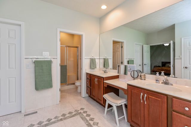 5600 N Red Oak Drive, Greenfield, IN 46140