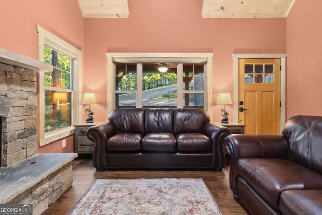 152 Cherry Court, Ellijay, GA 30540