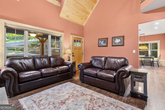 152 Cherry Court, Ellijay, GA 30540