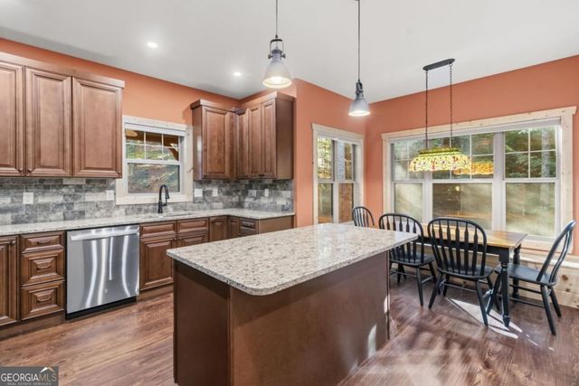 152 Cherry Court, Ellijay, GA 30540
