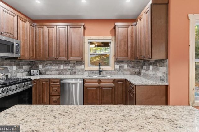 152 Cherry Court, Ellijay, GA 30540