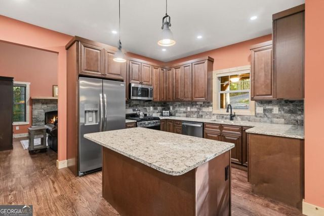 152 Cherry Court, Ellijay, GA 30540