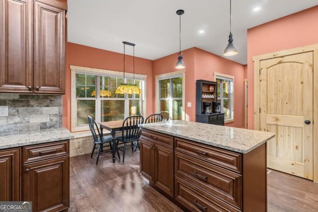 152 Cherry Court, Ellijay, GA 30540
