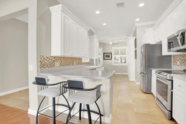 2688 E Community Drive, Jupiter, FL 33458