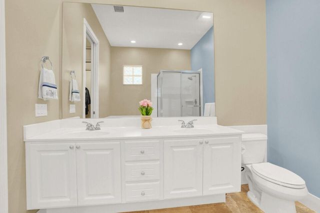 2688 E Community Drive, Jupiter, FL 33458