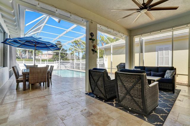 2688 E Community Drive, Jupiter, FL 33458