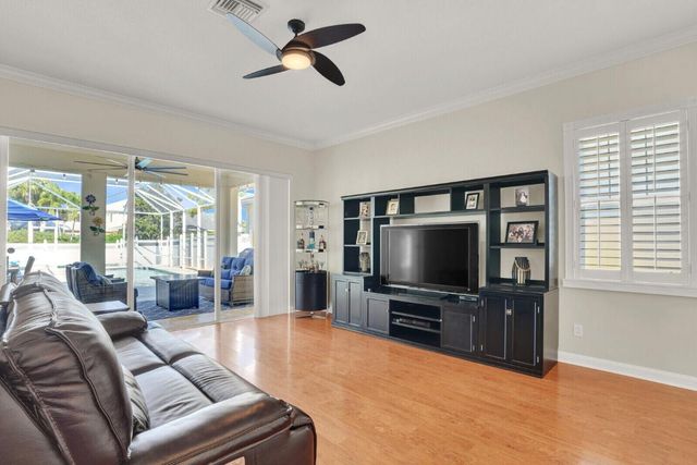 2688 E Community Drive, Jupiter, FL 33458