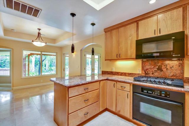 17618 San Benito Way, Monte Sereno, CA 95030