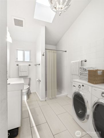 13301 56th Avenue S, Tukwila, WA 98178