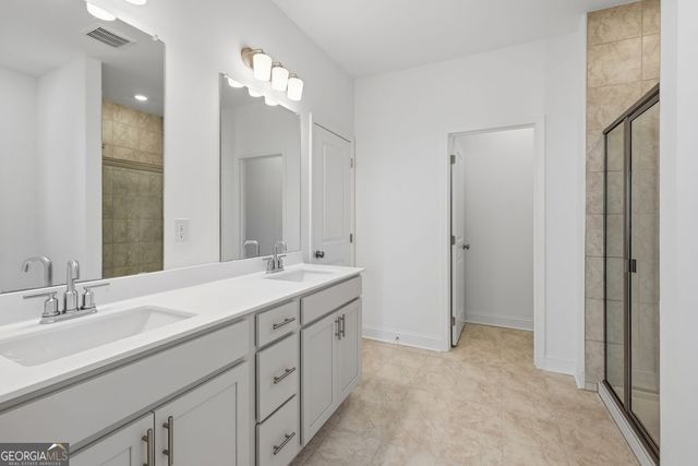 81 Bennett Farm Drive, Loganville, GA 30052