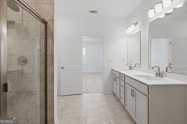 81 Bennett Farm Drive, Loganville, GA 30052