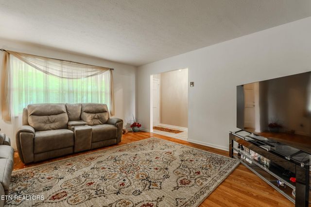 7817 Sweet Lane, Knoxville, TN 37938