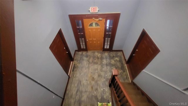 242 Mansion Street, Poughkeepsie, NY 12601