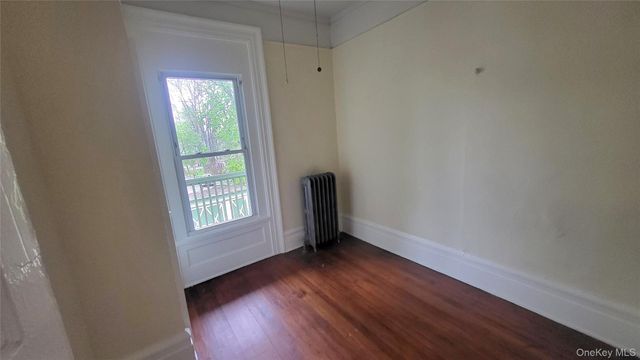 242 Mansion Street, Poughkeepsie, NY 12601