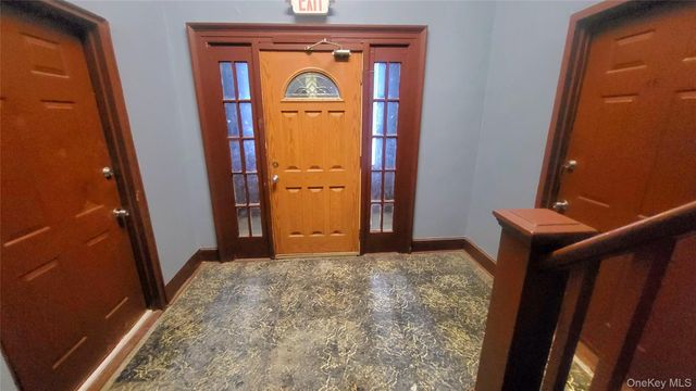 242 Mansion Street, Poughkeepsie, NY 12601