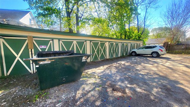 242 Mansion Street, Poughkeepsie, NY 12601