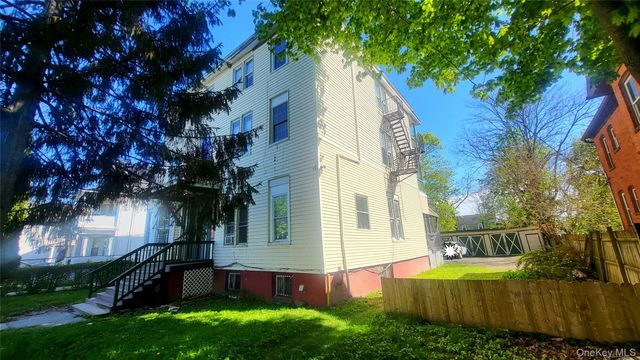 242 Mansion Street, Poughkeepsie, NY 12601
