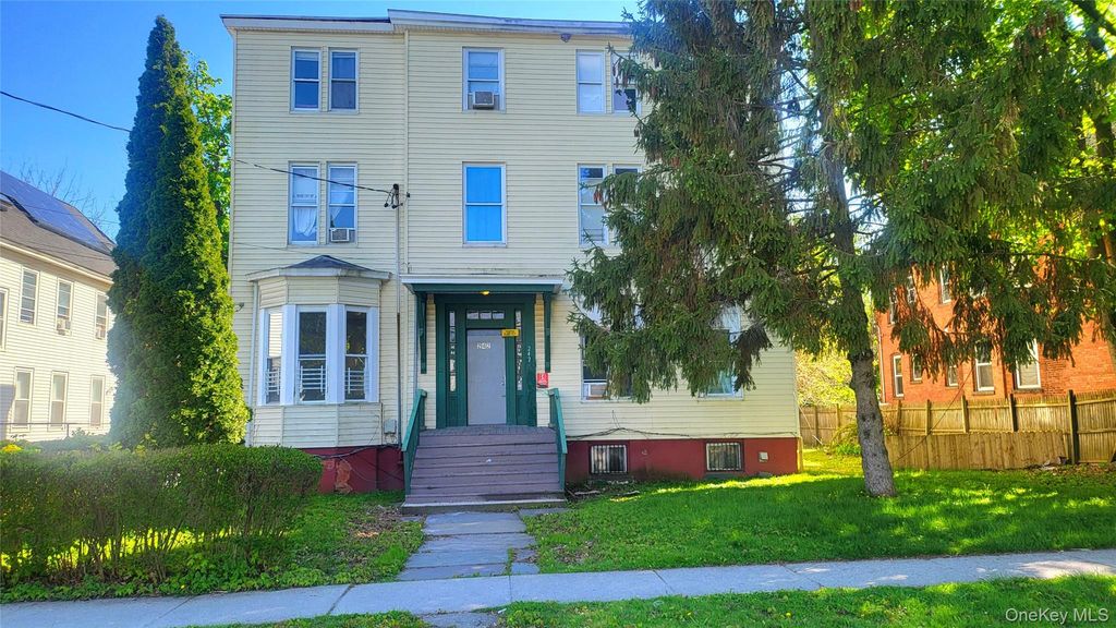 242 Mansion Street, Poughkeepsie, NY 12601
