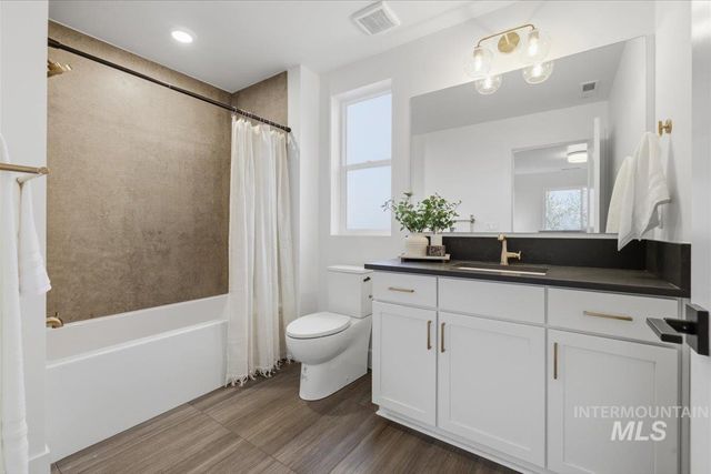 900 W Circinae St, Kuna, ID 83634