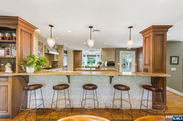 508 Summit Avenue, Oradell, NJ 07649