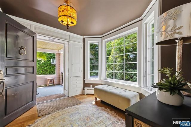 508 Summit Avenue, Oradell, NJ 07649