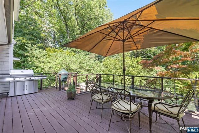 508 Summit Avenue, Oradell, NJ 07649