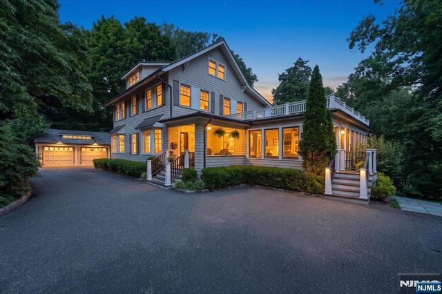 508 Summit Avenue, Oradell, NJ 07649