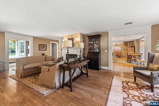 508 Summit Avenue, Oradell, NJ 07649