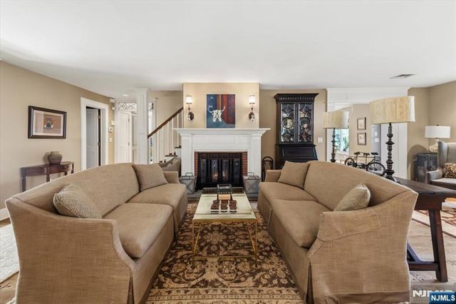 508 Summit Avenue, Oradell, NJ 07649