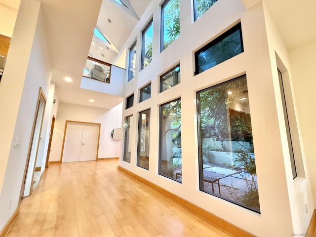 3566 Albatross St, San Diego, CA 92103