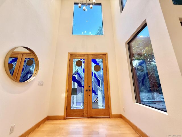 3566 Albatross St, San Diego, CA 92103